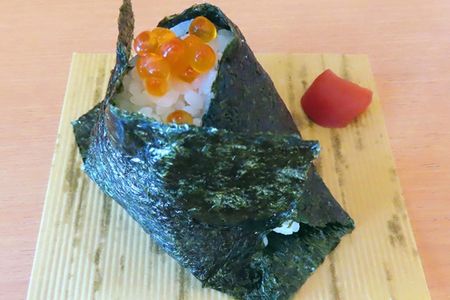 いくらのおにぎり