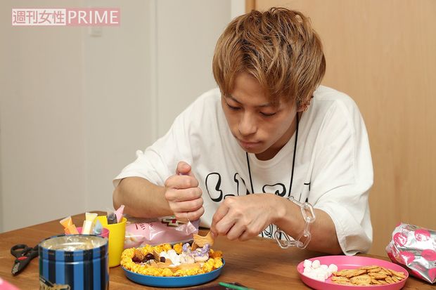 ひとり、リズミカルに作業を進める大輝リーダー