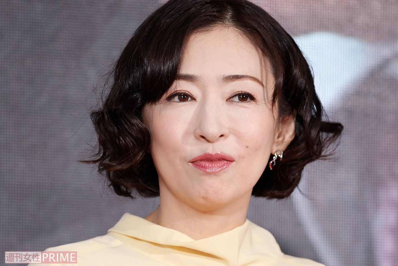「サイン　-法医学者　柚木貴志の事件-」（テレビ朝日系）会見時の松雪泰子（2019年）　撮影／伊藤和幸