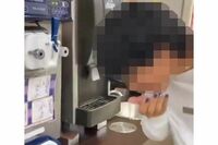 “ソフトクリーム直飲み”バカッターの迷惑行為に『カラオケまねきねこ』全店舗徹底洗浄、警察へ相談し厳正…