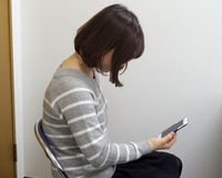 急増する“スマホ体調不良”3~4ヵ月でうつ状態の恐れも