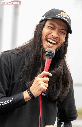 2025年7月6日、富士スピードウェイの二輪ロードレースに出場し、2位に入賞した長瀬智也