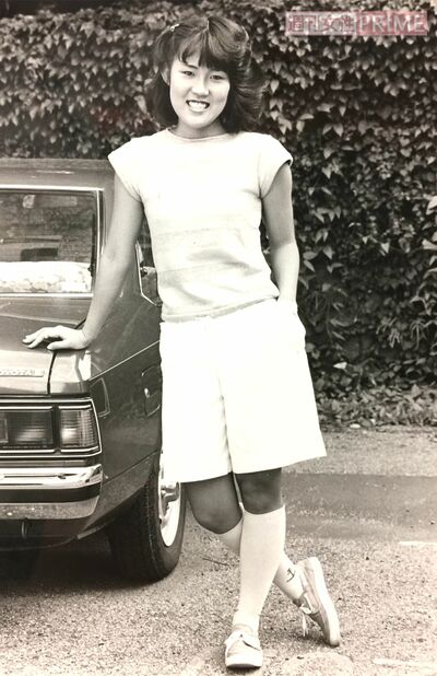 デビュー当時の1981年ごろの邦子さん