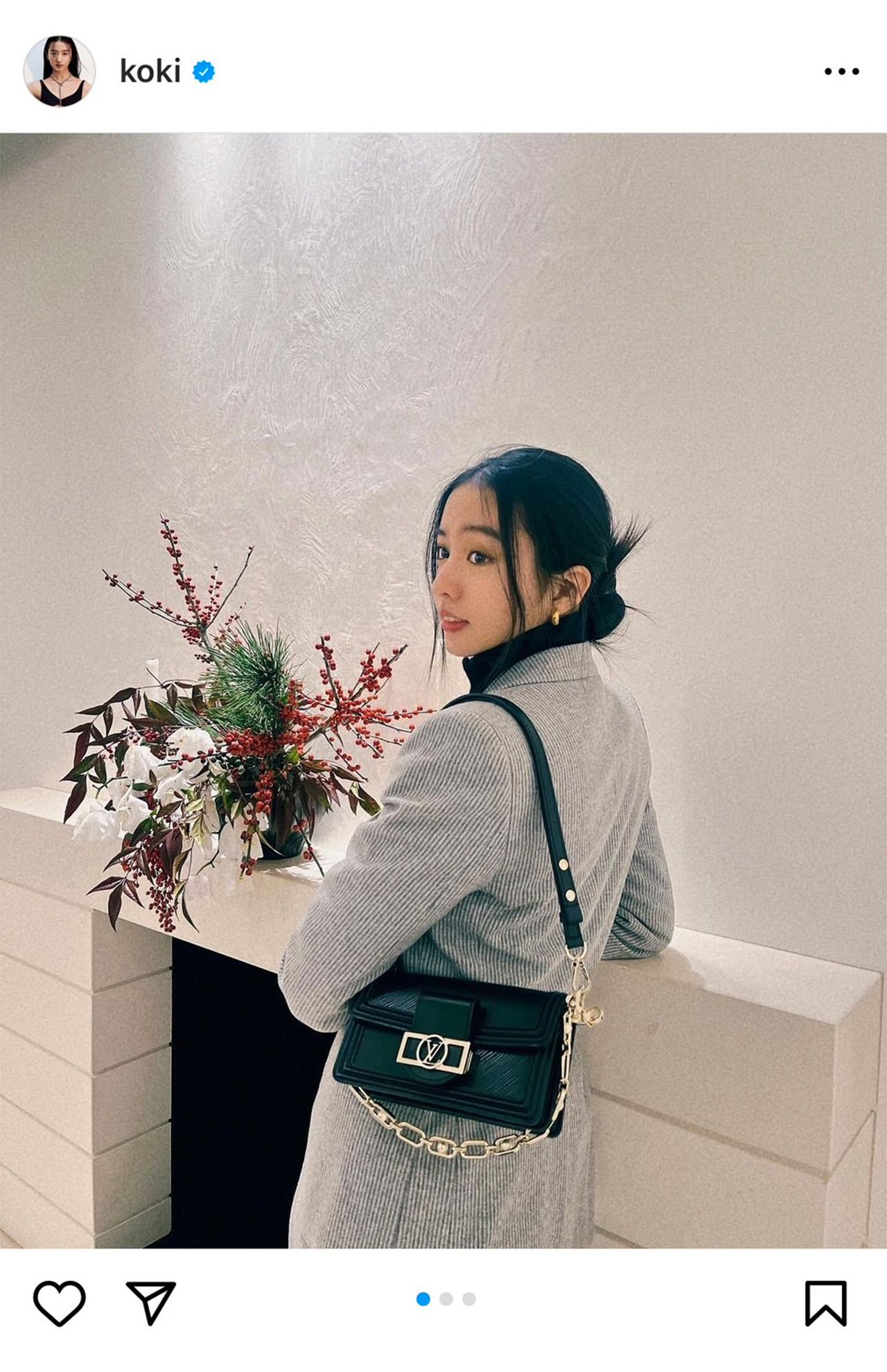 新年1発目の投稿はルイヴィトンのファッションでスタート（インスタグラムより）