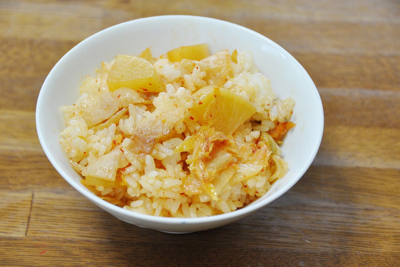 木村拓哉もびっくり（!?）な、塩尻市のキムタクごはん。学期に1回程度出されている。「キムタクが出ると児童は大喜びです」（塩尻市役所）