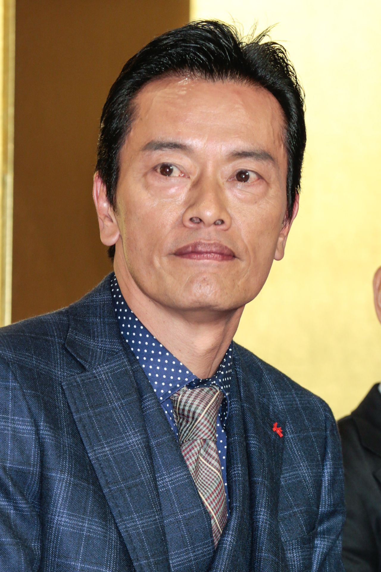 遠藤憲一