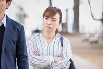 婚活女性がア然とした、お見合い場所に現れた“驚くべき言動”を放った男たち