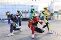 特撮・『ナンバーワン戦隊ゴジュウジャー』41歳の“中の人”と19歳のグラドルに前代未聞の「戦隊内不倫疑惑…