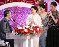 頸椎を亜脱臼の西田敏行の妻に直撃「4月に手術をします」