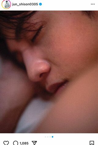 志尊淳のセクシーショット（本人のインスタグラムより）