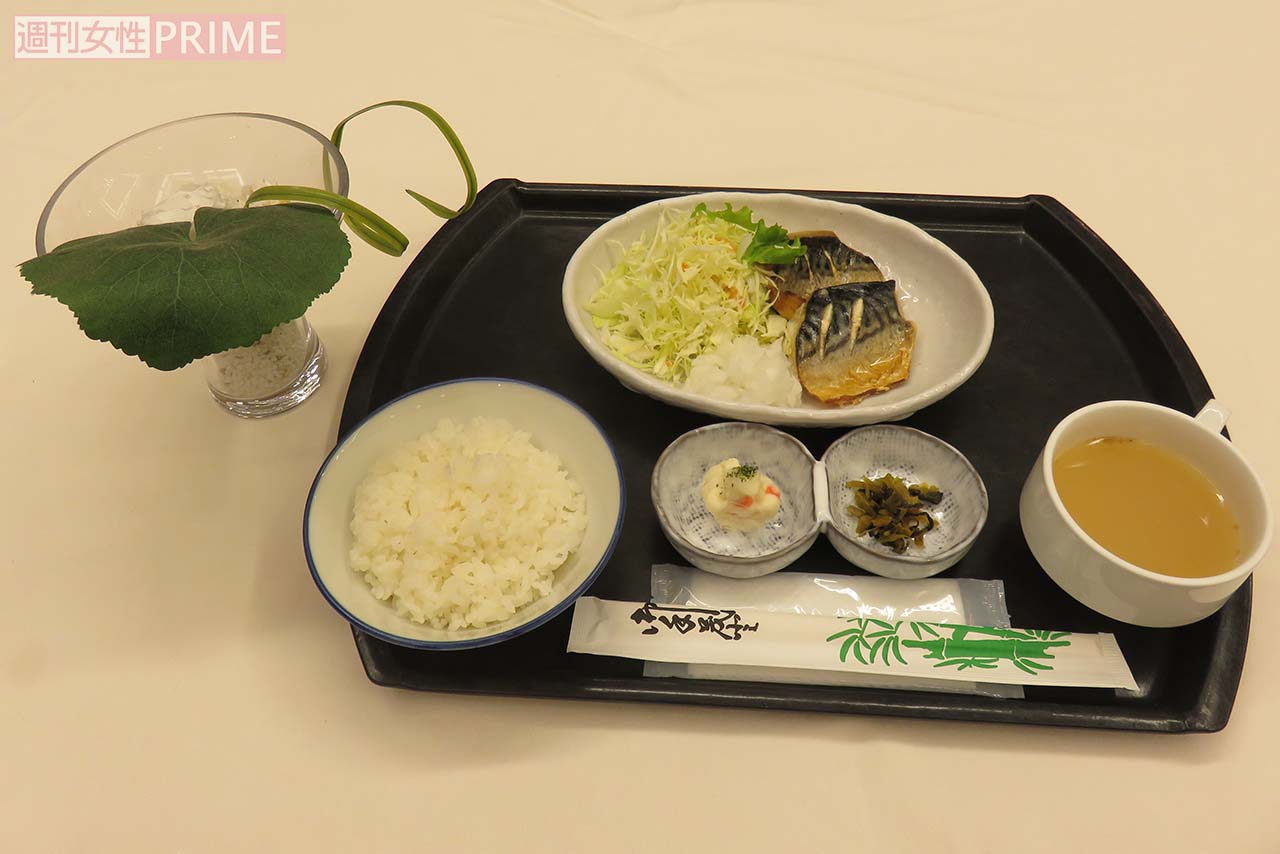 国会中央食堂のBEST3メニューの一つ『さばの塩焼き定食』