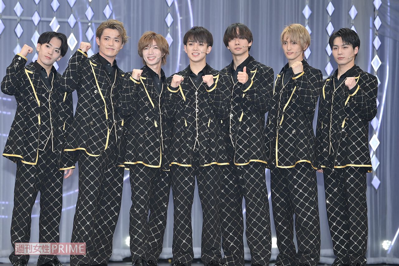 （左から順に）松倉海斗、吉澤閑也、七五三掛龍也、宮近海斗、中村海人、川島如恵留、松田元太