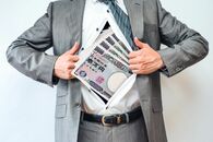 「男性の年収」が先に提示される “婚活恋愛” の難しさ、婚期を逃す女性のリアル