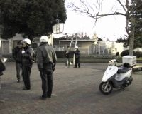 川崎惨殺事件、「タクシーの前に飛び出せ」と自爆命令も