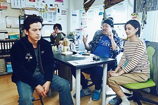 （C）2021「ザ・ファブル　殺さない殺し屋」製作委員会