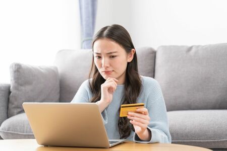 格安通販サイトの利用にはさまざまな注意点が（※画像はイメージです）