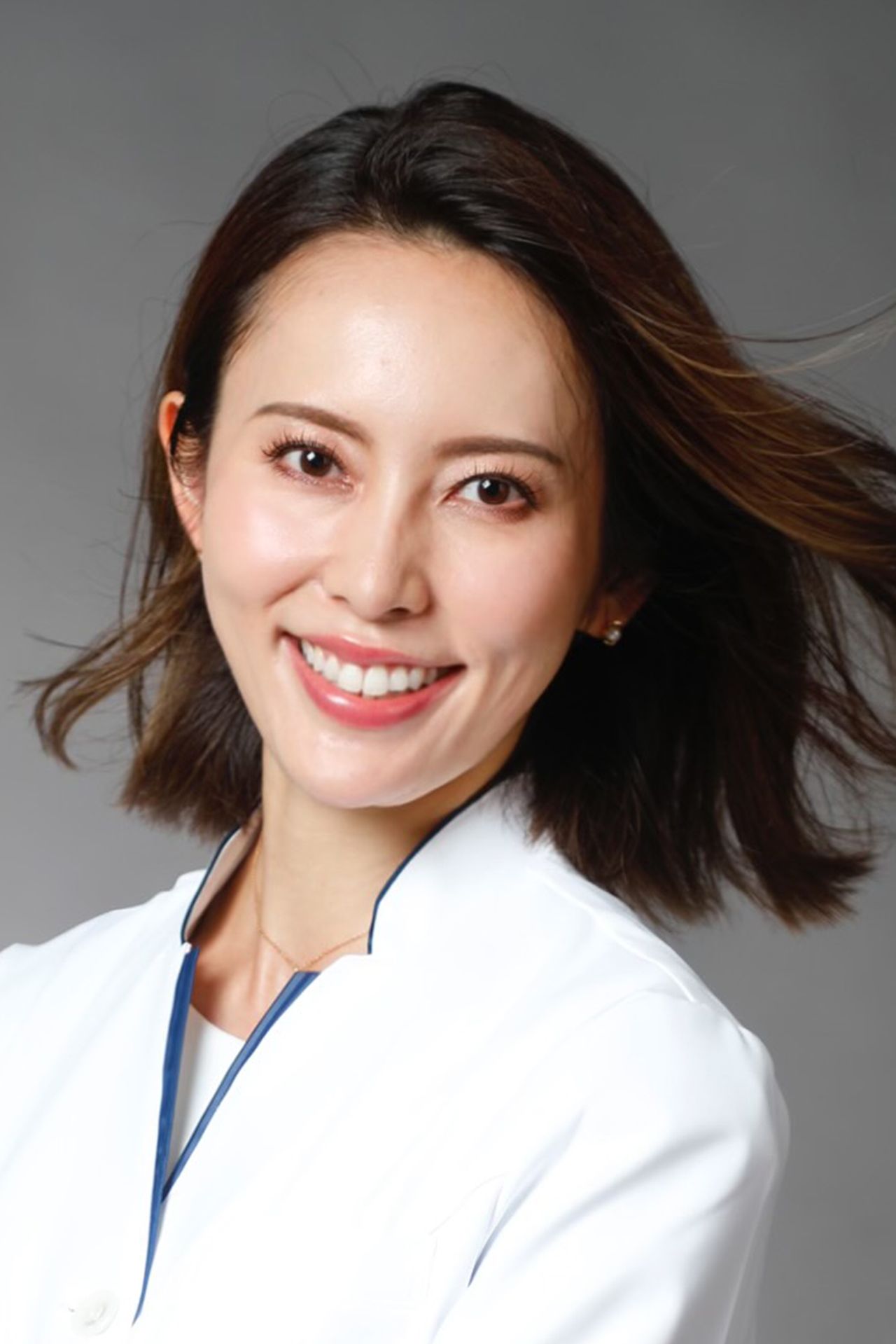 櫻井夏子先生