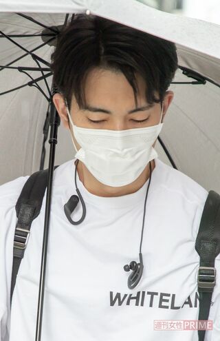 直撃を受ける駒田航