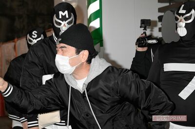 宮迫博之の『牛宮城』オープン初日は“一般客ほぼ無視”も開店を祝った出川哲朗とカンニング竹山