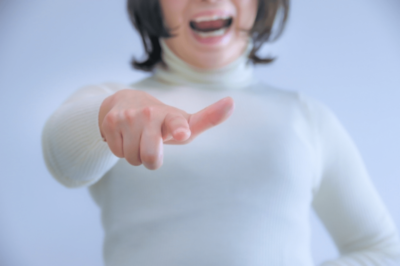 モラハラに暴言、経済的DVで「会社で寝泊まり」「お小遣い1万円」夫の寿命を縮める“妻源病”の危険度チェ…