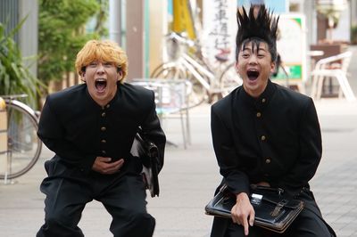 「演じられる人はこの世にいない」を覆した賀来賢人と、相棒・伊藤健太郎のスゴさ