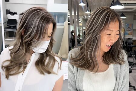 ハイライトが毛流れを引き立てる「ロングヘア」（左がグレージュ、右がホワイトグレー）