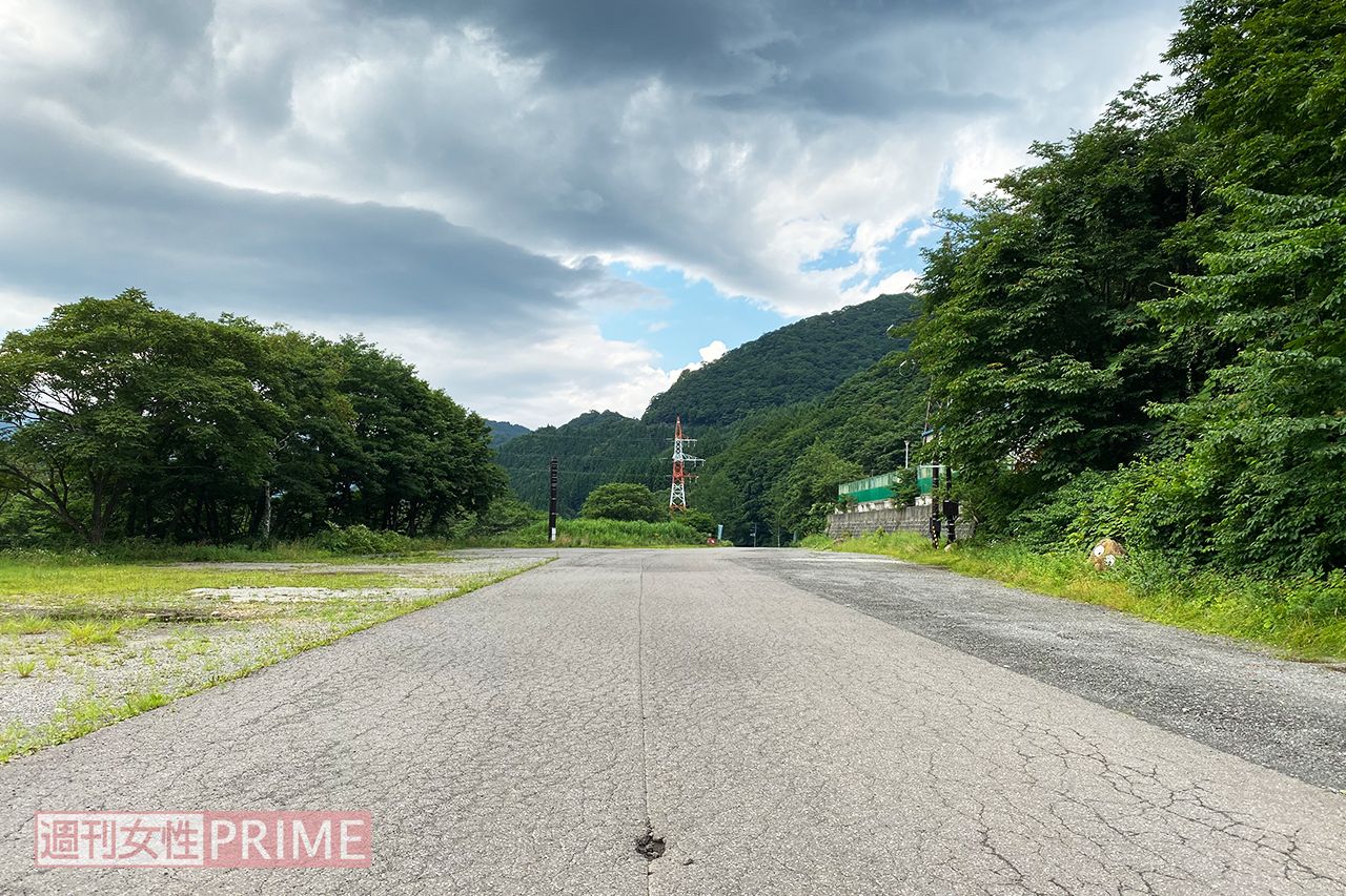 いつもならフジロックの入場ゲートが建てられている場所だが、今年は痕跡すら見えない（'20年8月）