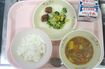 長崎市の鯨カレーの給食