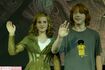 2004年6月28日に栄華『ハリー・ポッターとアズガバンの囚人』来日会見でのエマ・ワトソンとルパート・グリント