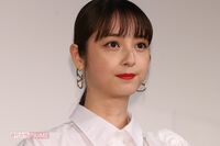 佐々木希のYouTubeが300万再生、素を晒しているようで晒していない“あざとすぎ動画”