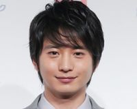 向井理、国仲涼子との結婚から新居引越し、パパになるまで