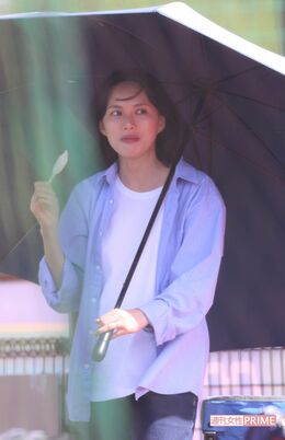 『ポップUP！』の番組内ドラマ『昼上がりのオンナたち』ロケに参加する臼田あさ美