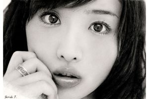 石原さとみ（鉛筆画）