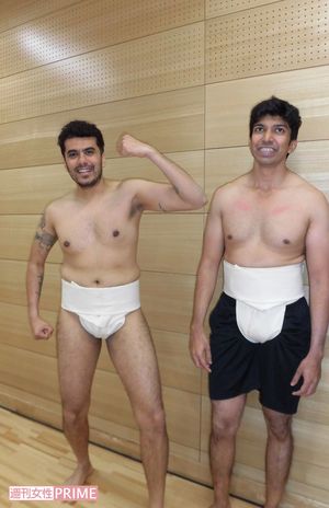 やる気満々のインドから来た男性2人