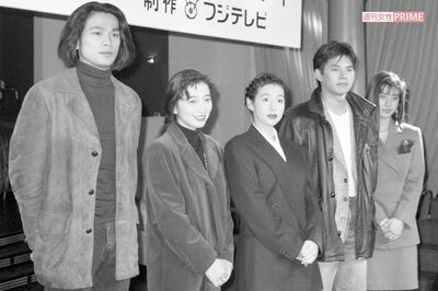 放送直前の'90年に行われた『東京ラブストーリー』の制作発表。左から江口洋介、有森也実、鈴木保奈美、織田裕二、千堂あきほ