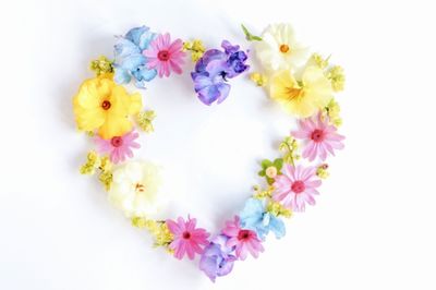 【心理診断】愛されたい! あなたの「愛されオーラ」の放出量はどのくらい?