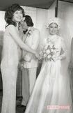 1978年、欧陽菲菲さんの結婚披露宴での山本リンダさん