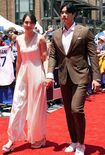 2024年のオールスター戦前にレッドカーペットを真美子さんと一緒に歩いた大谷翔平