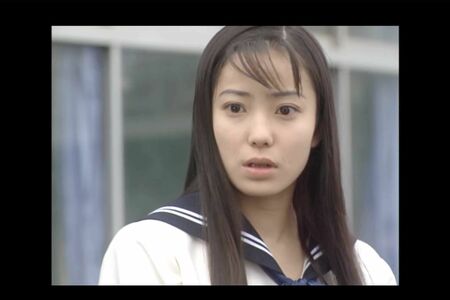 『イグアナの娘』に出演時の菅野美穂（TVerより）