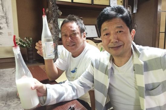 金原亭世之介師匠と。話芸のプロ中のプロである世之介師匠も森末の話芸には太鼓判を押す