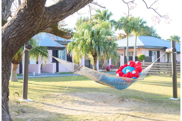 ミャクミャク写真集の先行カット4（ミャクミャク公式Xより）