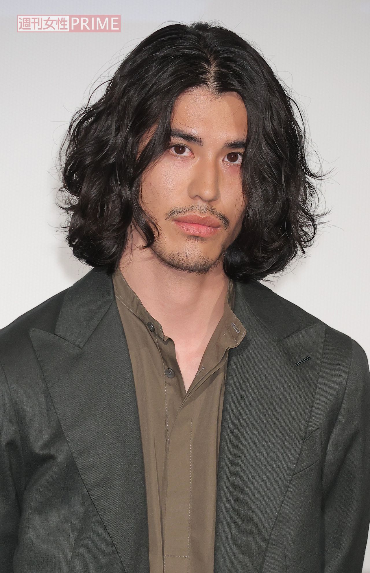 佐藤浩市の息子で俳優の寛一郎