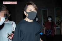 西川貴教が元女子アナと再婚、「恥さらし」と罵った因縁の義母は直撃に“他人のふり”