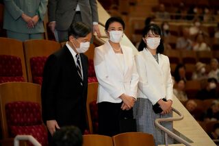 『愛馬の日』にお召しのワンピースは2年前の公務でも着用されていた