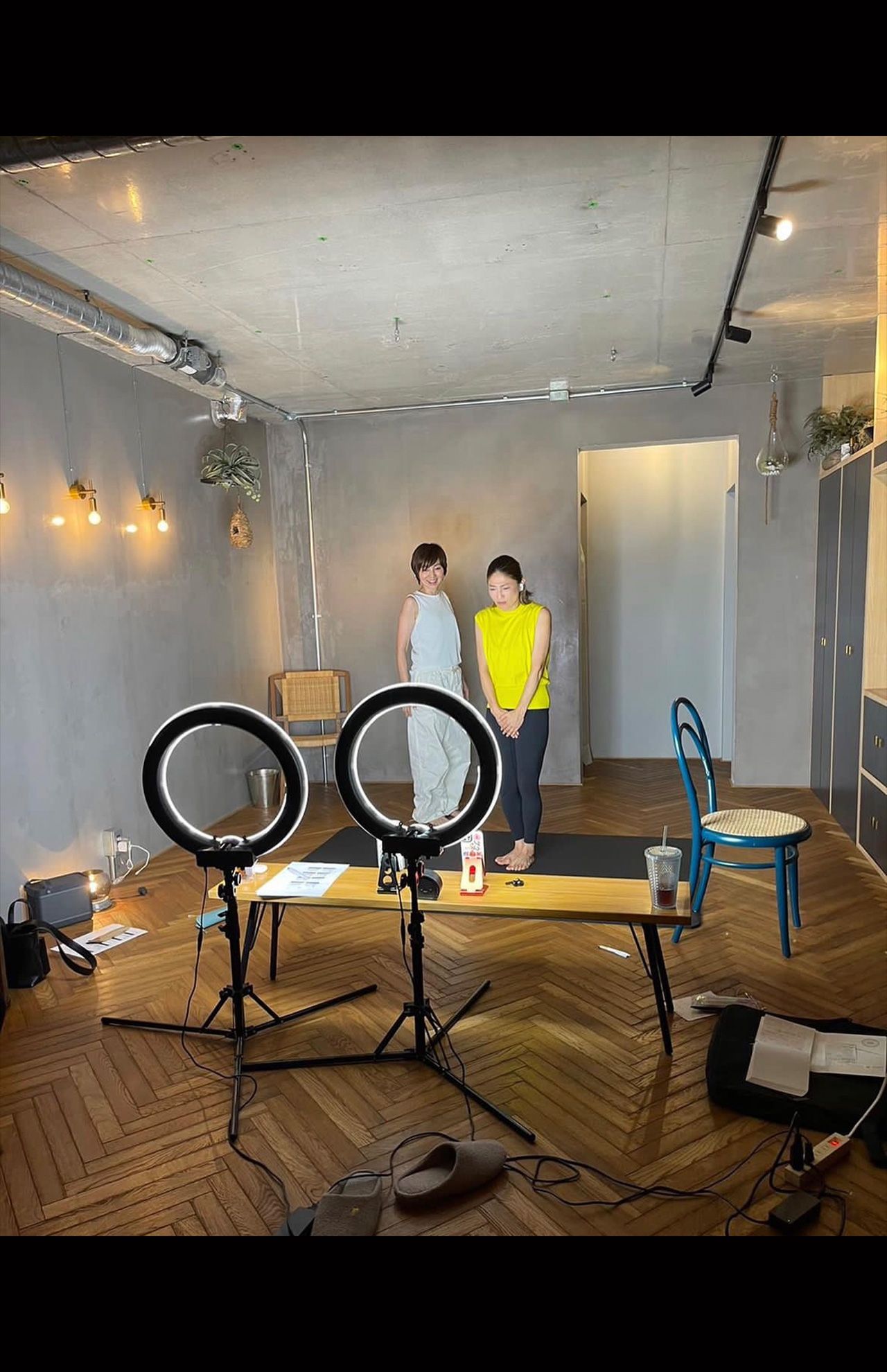 最近ではスポーツパーソナルトレーナーのまえあきさんとインスタライブを開催している渡辺満里奈さん（本人インスタグラムより）