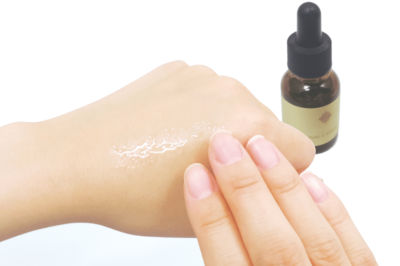 乾燥・キメの乱れなどによる“3つのくすみ”にアプローチし、みずみずしいクリアな素肌を目指す方法