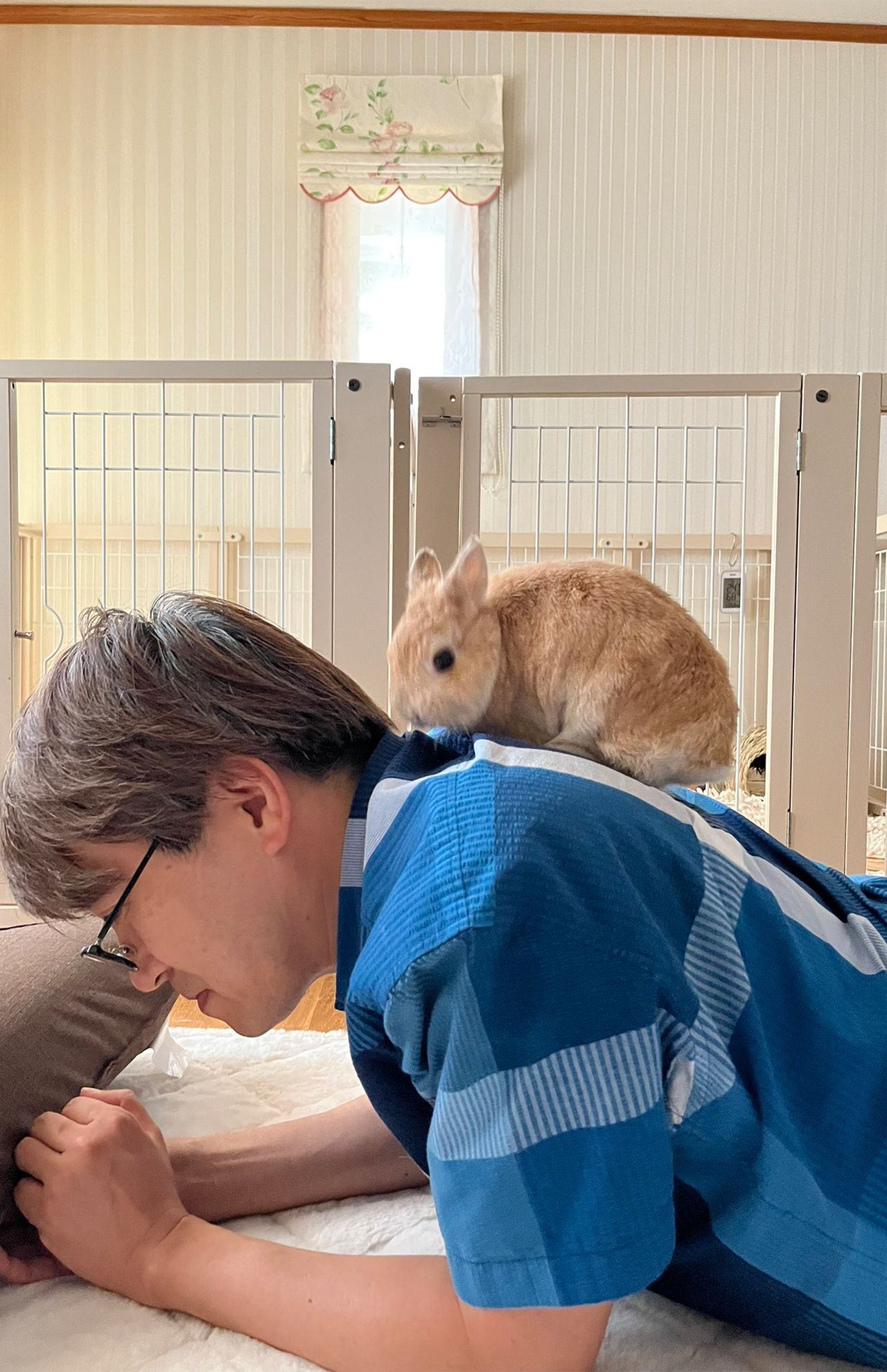 羽生九段の私服。　MORIKAGE SHIRTS KYOTOのシャツ (羽生善治公式Xより)