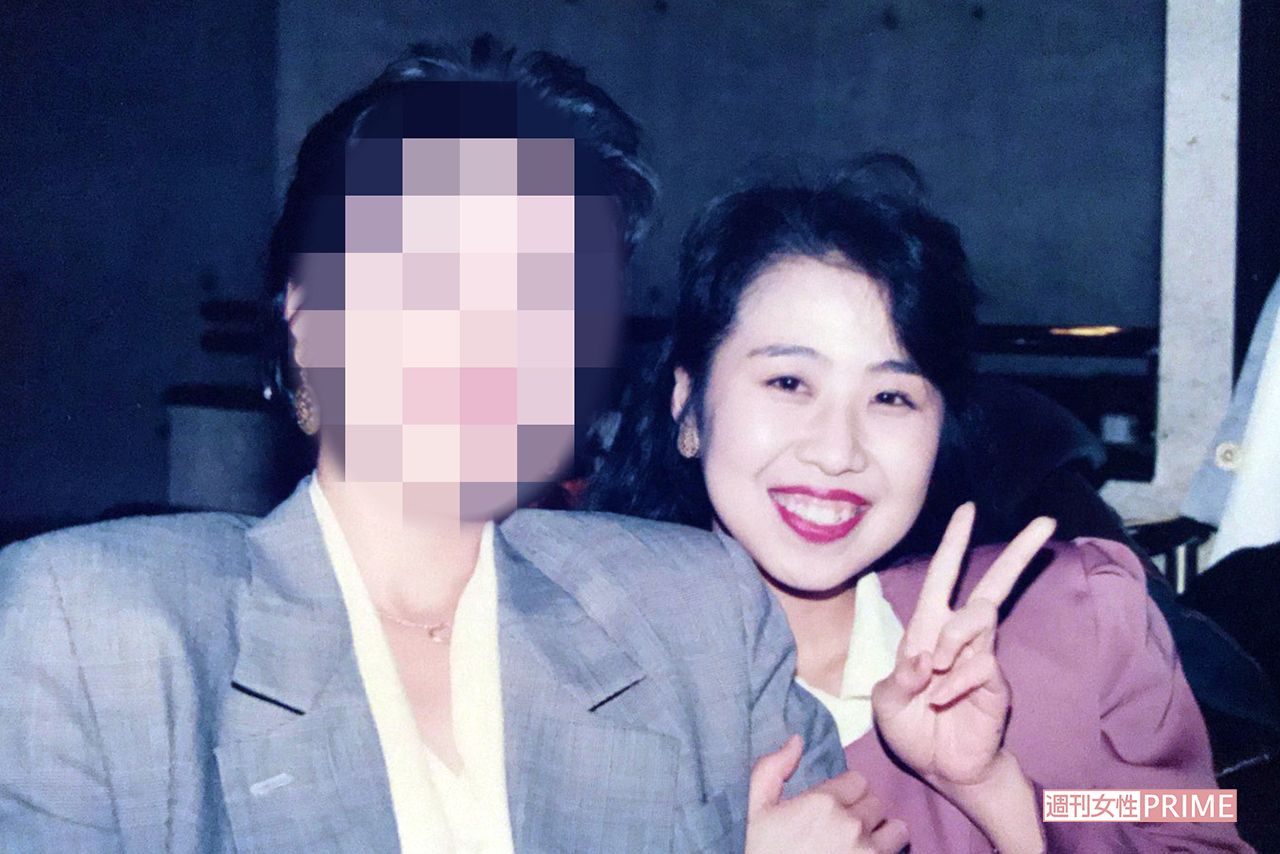 会社の同僚と楽しそうに写る奈美子さん