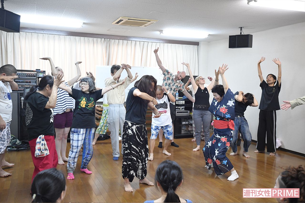 のびのび表現できる壁のない世界へ　詩人、NPO法人『こえとことばとこころの部屋』代表　上田假奈代さん