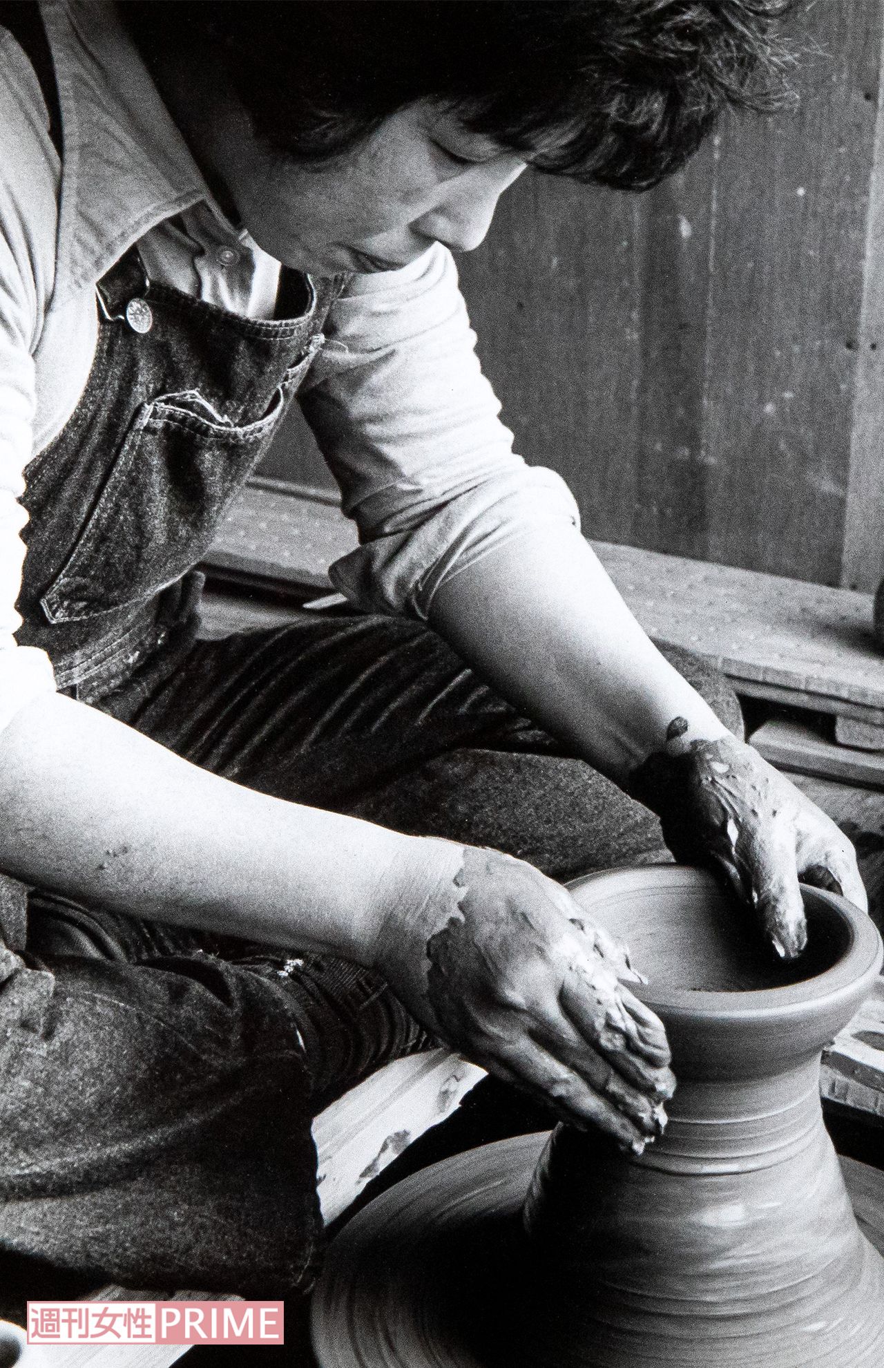 離婚後も、2人の子どもたちの学費を払い、ひとりで育てていくために黙々と作品作りに取り組んだ